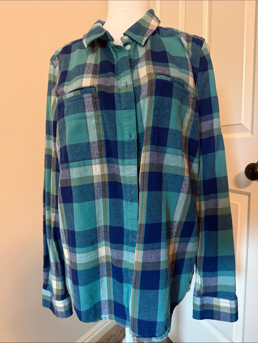 Roxy flannel Plaid Button-Down Shirt in Teal and Navy